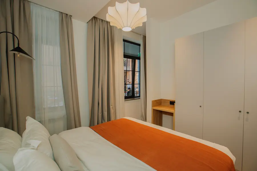 Standard King Apartment