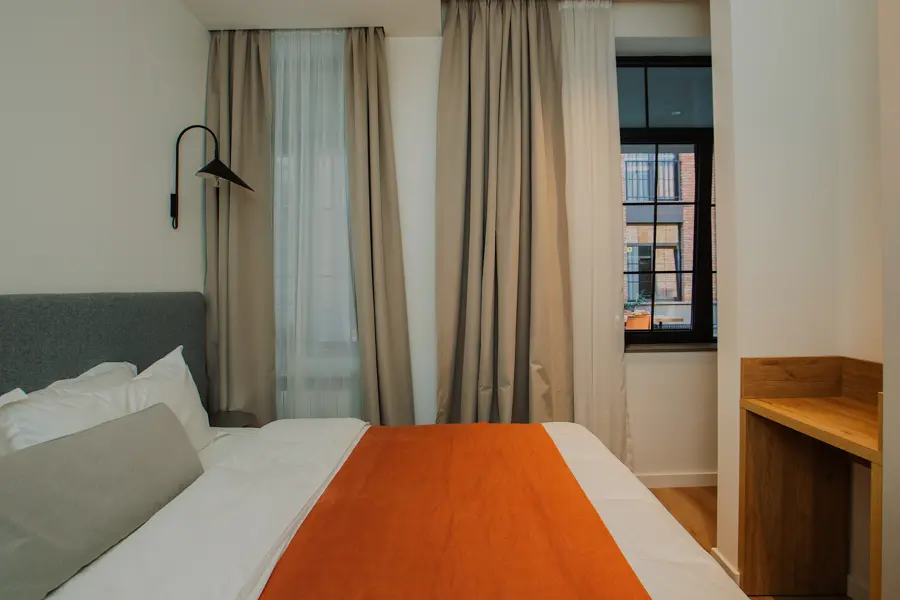 Standard King Apartment