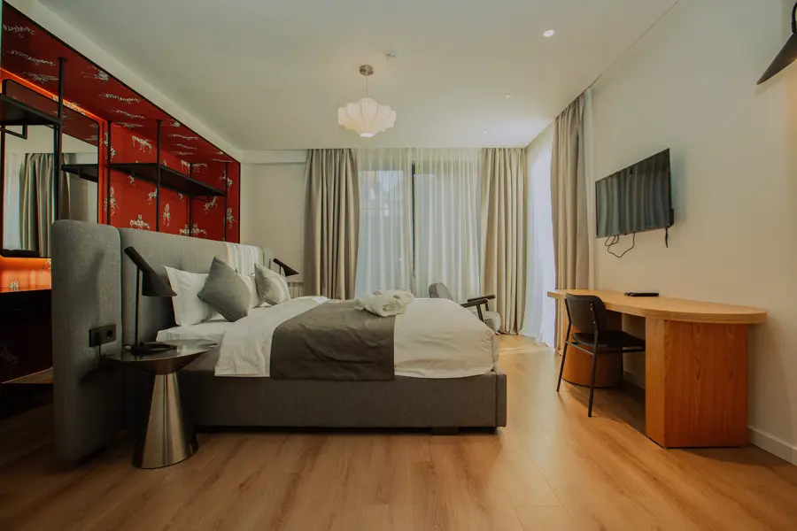 Artifact Executive Suite