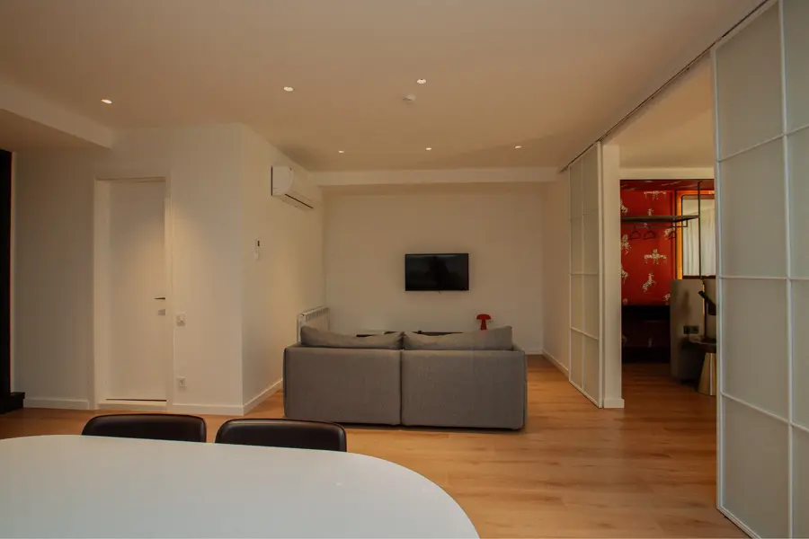 Artifact Executive Suite
